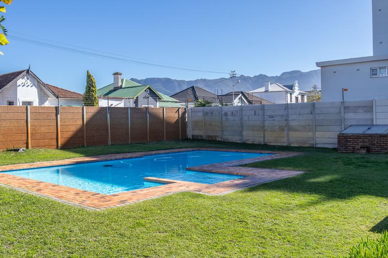 2 Bedroom Property for Sale in Plumstead Western Cape